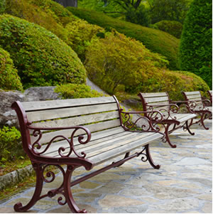 箱根強羅公園のベンチ